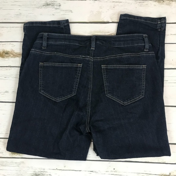 Dress Barn Signature Fit Capri Jeans in Dark Stone - Picture 4 of 5